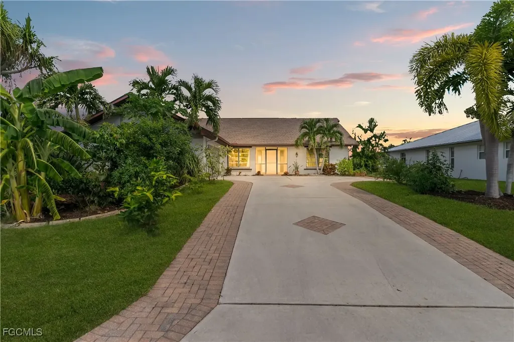 1321 SE 21st Lane Cape Coral FL 33990