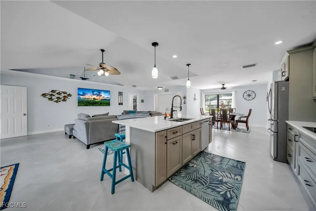 1321 SE 21st Lane Cape Coral FL 33990