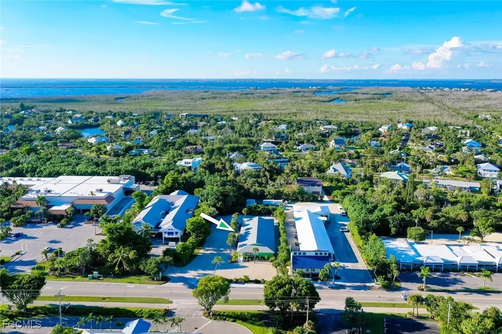 1640 Periwinkle Way Sanibel FL 33957