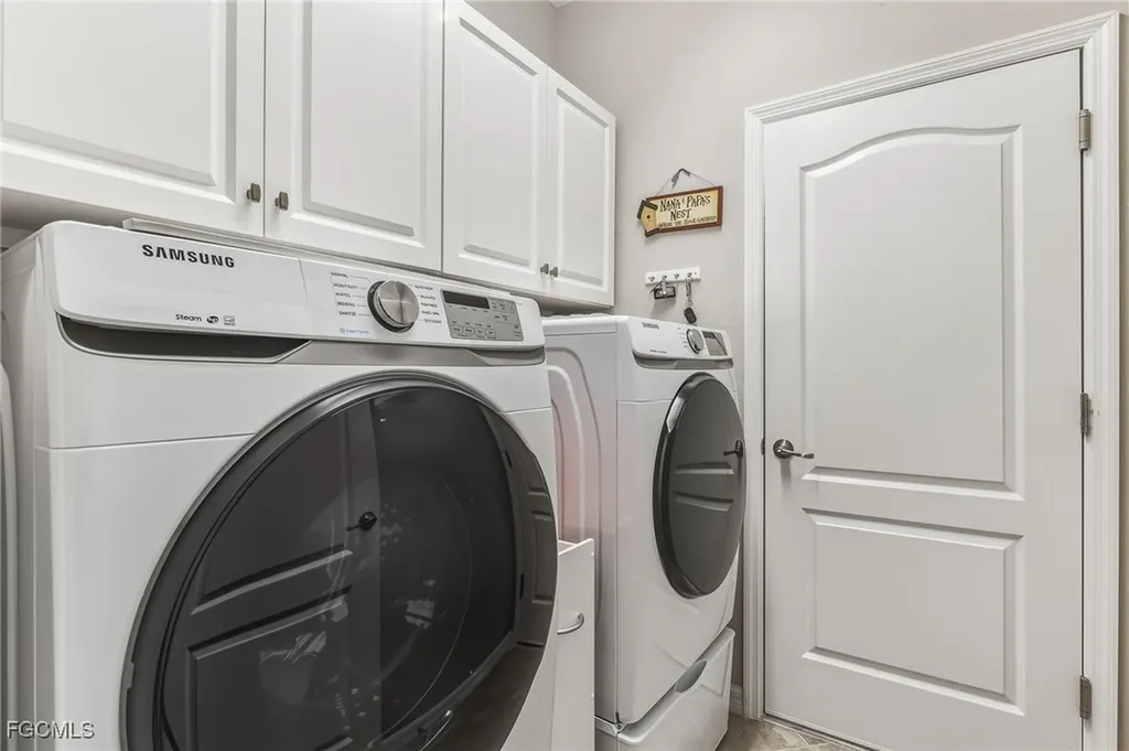 10319 Fontanella Drive Fort Myers FL 33913