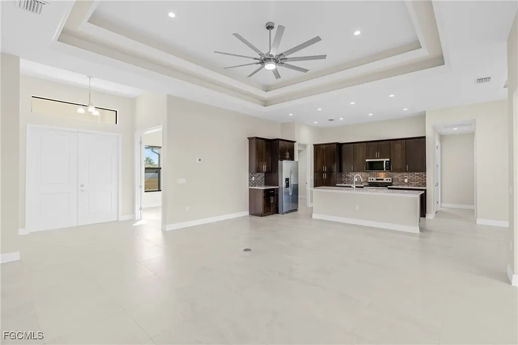 1438 NW 38th Place Cape Coral FL 33993