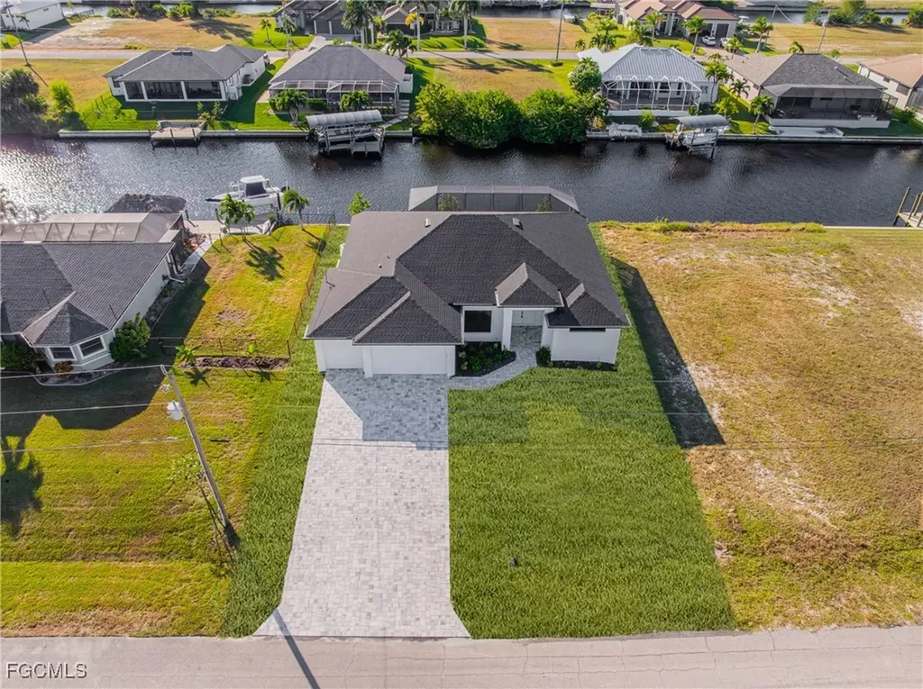 1438 NW 38th Place Cape Coral FL 33993