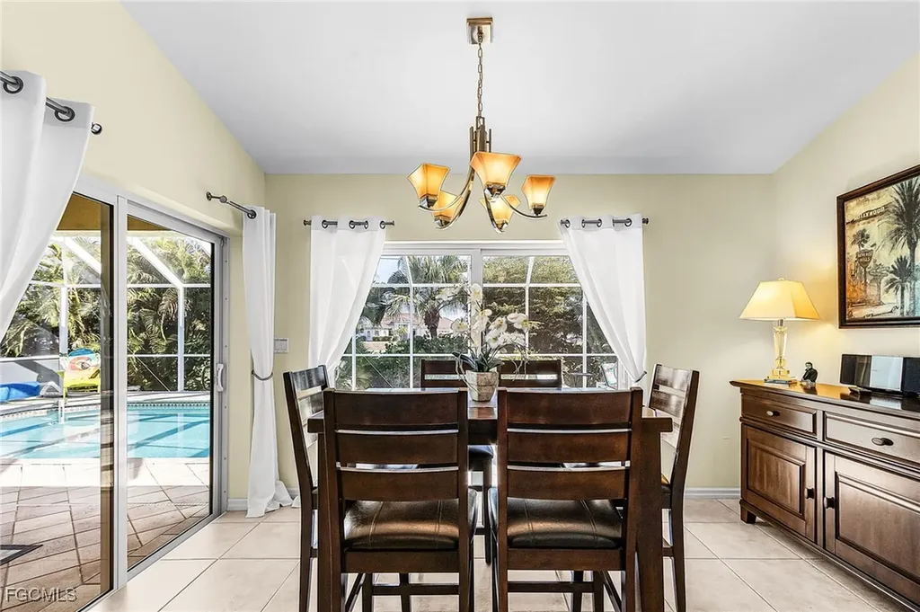 3433 SW 7th Lane Cape Coral FL 33991