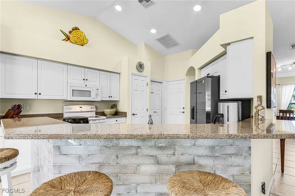 3433 SW 7th Lane Cape Coral FL 33991