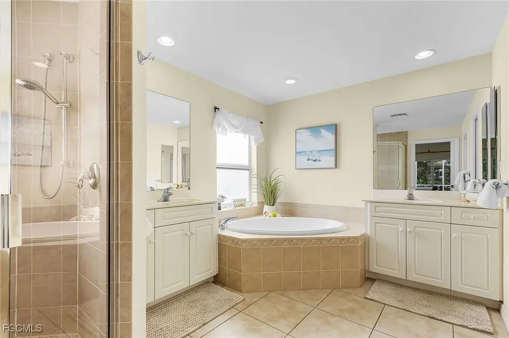 3433 SW 7th Lane Cape Coral FL 33991