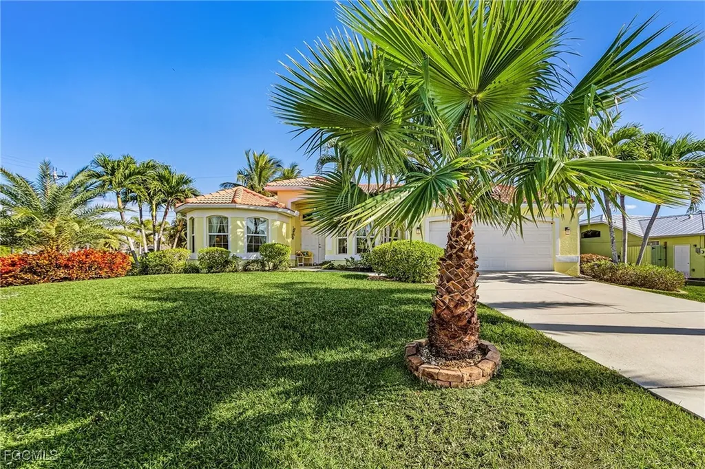 3433 SW 7th Lane Cape Coral FL 33991