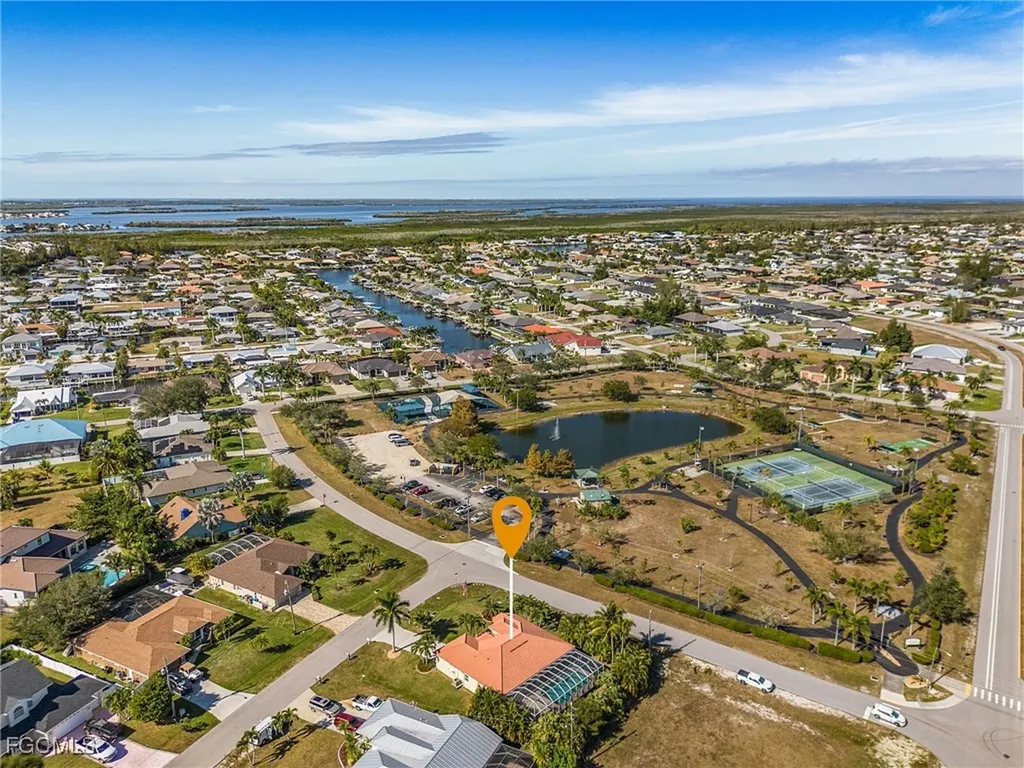 3433 SW 7th Lane Cape Coral FL 33991