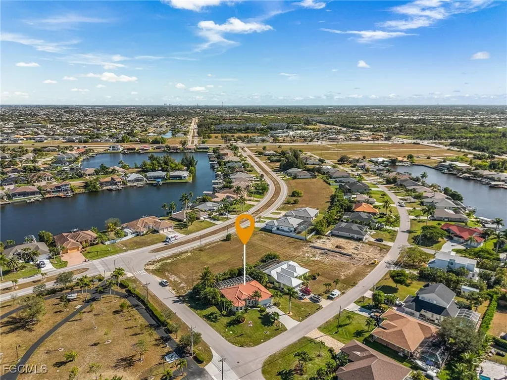 3433 SW 7th Lane Cape Coral FL 33991