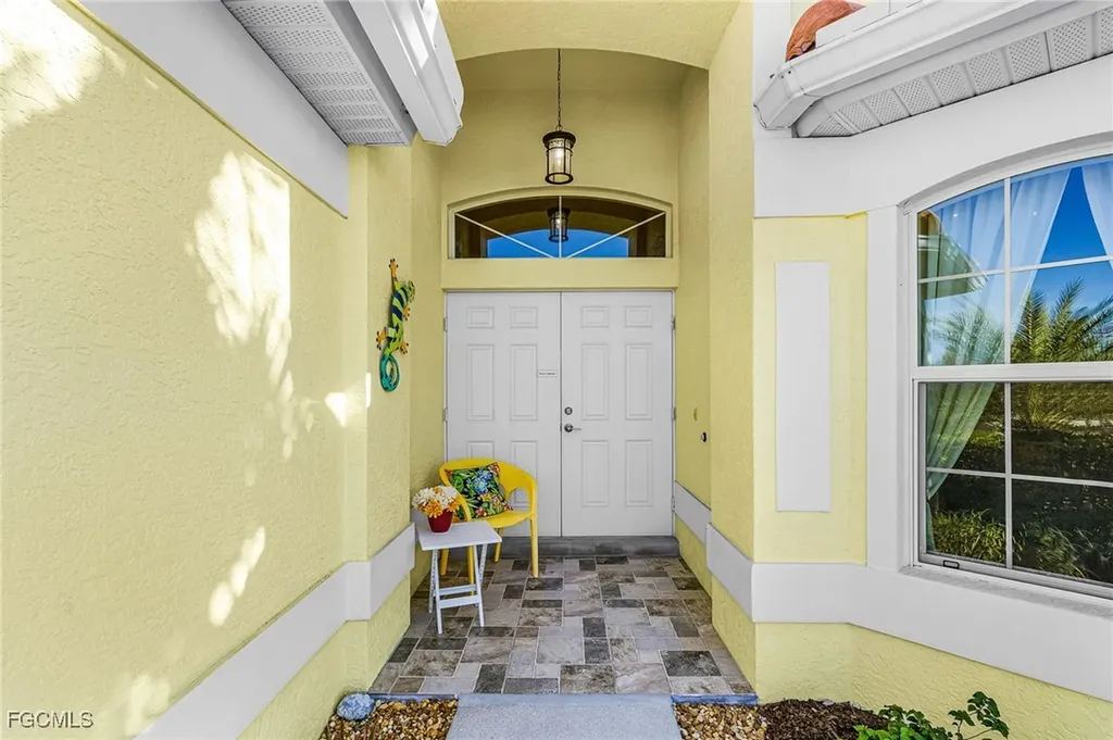 3433 SW 7th Lane Cape Coral FL 33991