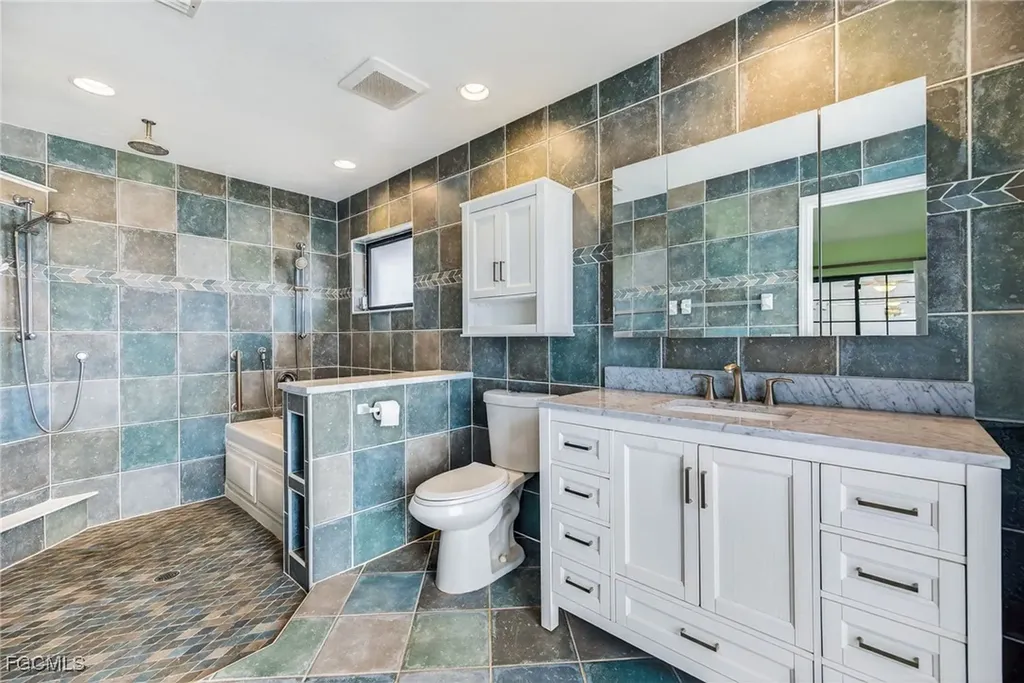 2531 SE 25th Avenue Cape Coral FL 33904