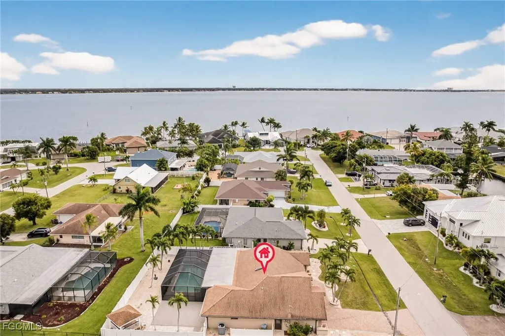 2531 SE 25th Avenue Cape Coral FL 33904
