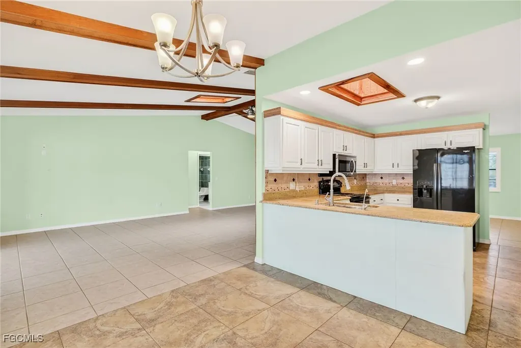 2531 SE 25th Avenue Cape Coral FL 33904