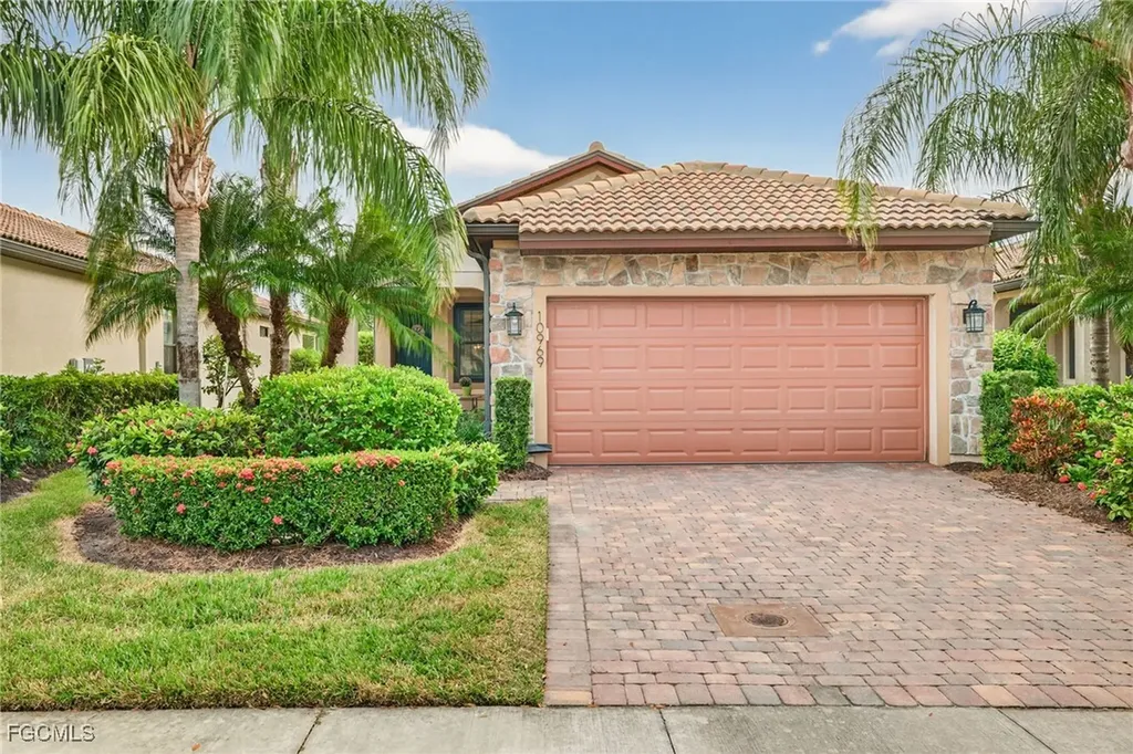 10969 Clarendon Street Fort Myers FL 33913