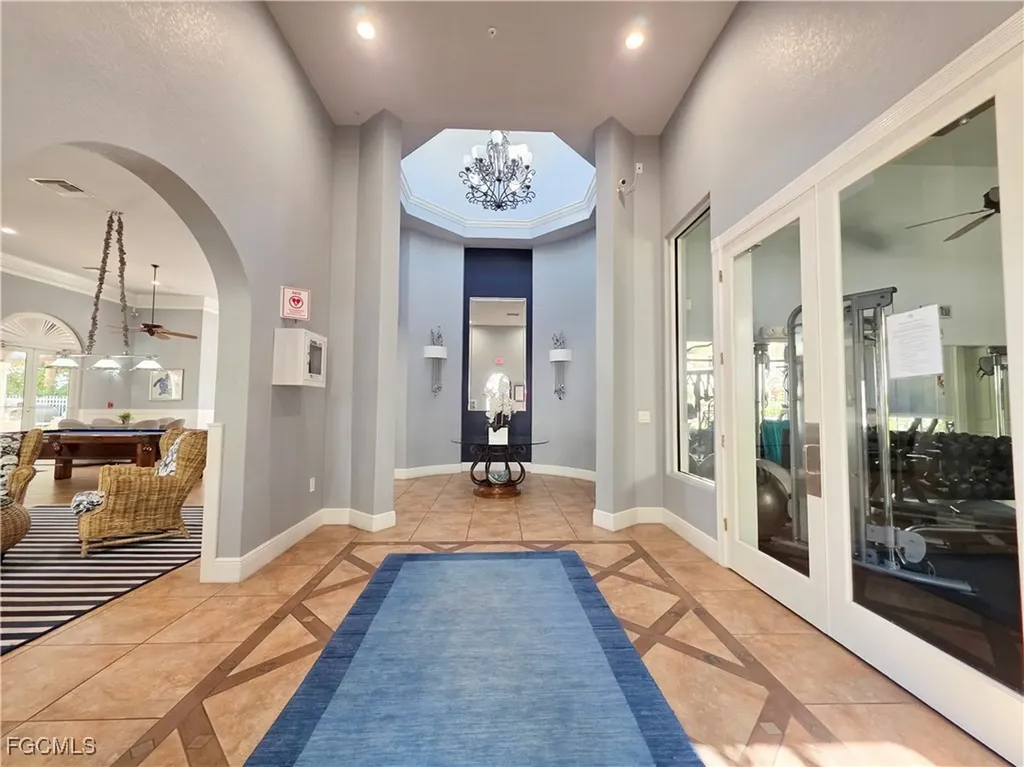 6081 Silver King Boulevard Cape Coral FL 33914