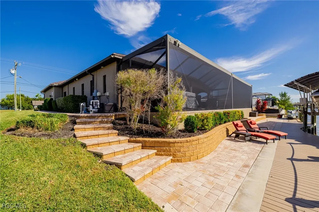 1504 Mohawk Parkway Cape Coral FL 33914