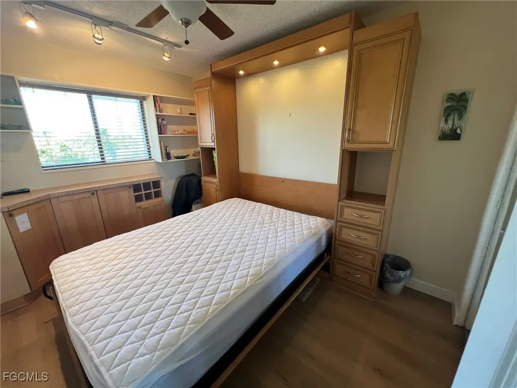 1250 Tennisplace Court Sanibel FL 33957