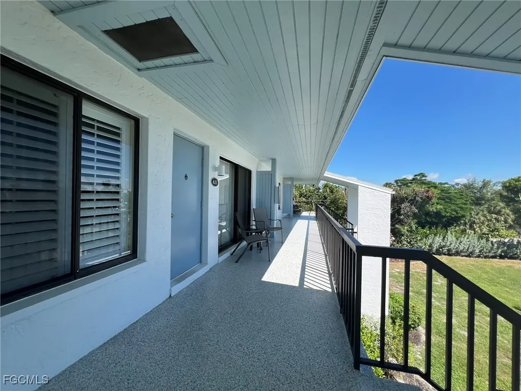 1250 Tennisplace Court Sanibel FL 33957