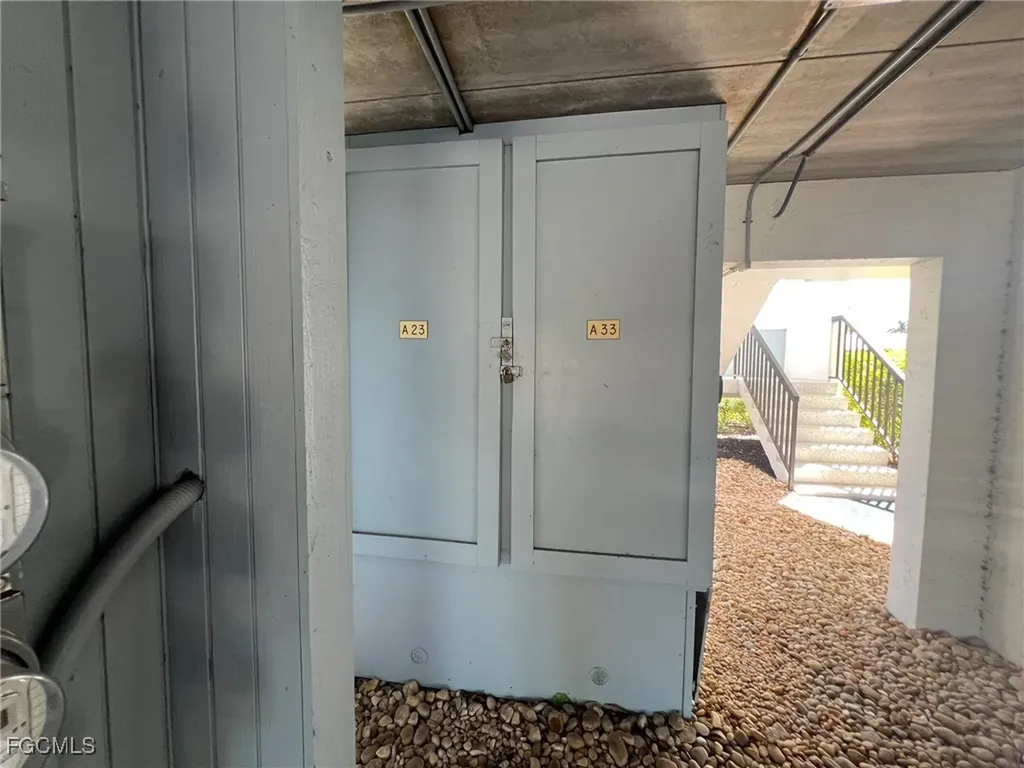 1250 Tennisplace Court Sanibel FL 33957