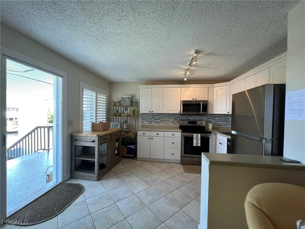 1250 Tennisplace Court Sanibel FL 33957