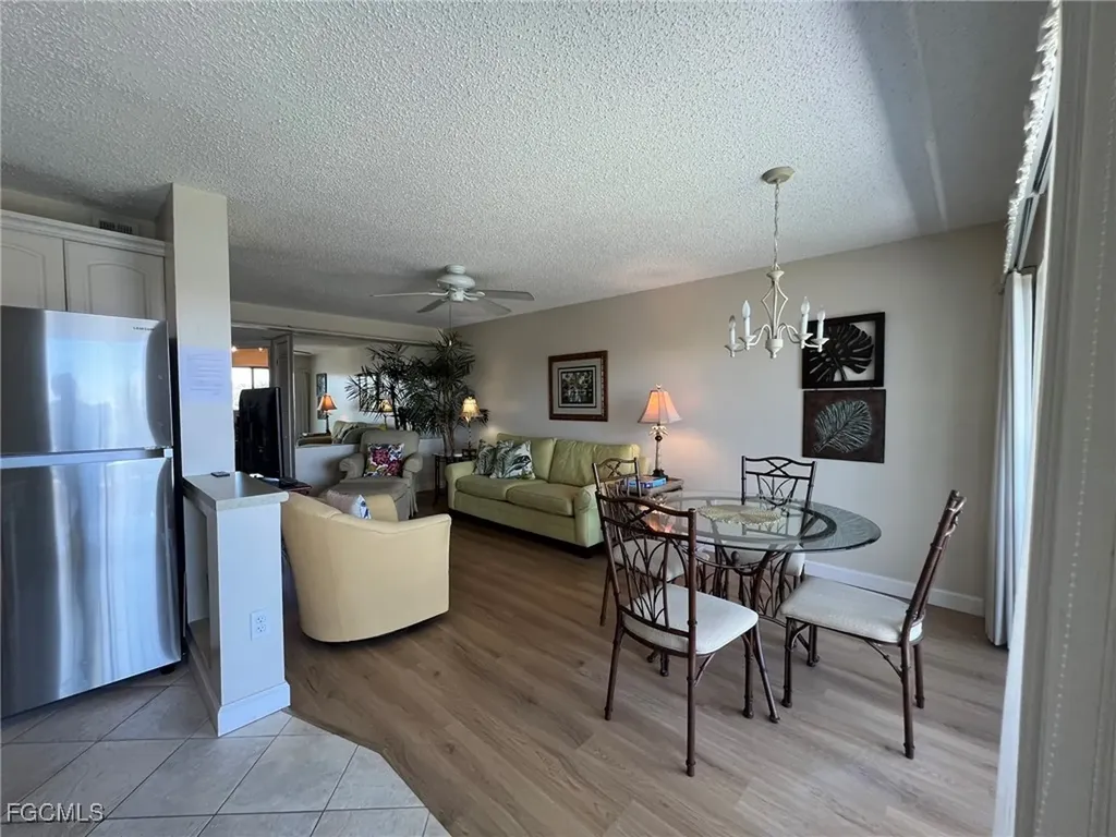 1250 Tennisplace Court Sanibel FL 33957
