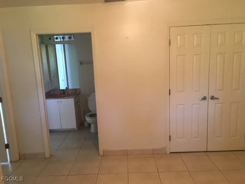 4023 Skyline Boulevard Cape Coral FL 33914