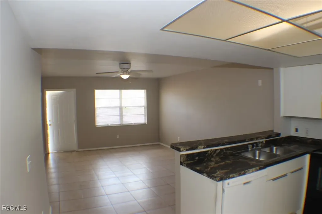 4009 SE 11th Avenue Cape Coral FL 33904