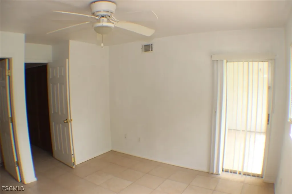 4009 SE 11th Avenue Cape Coral FL 33904