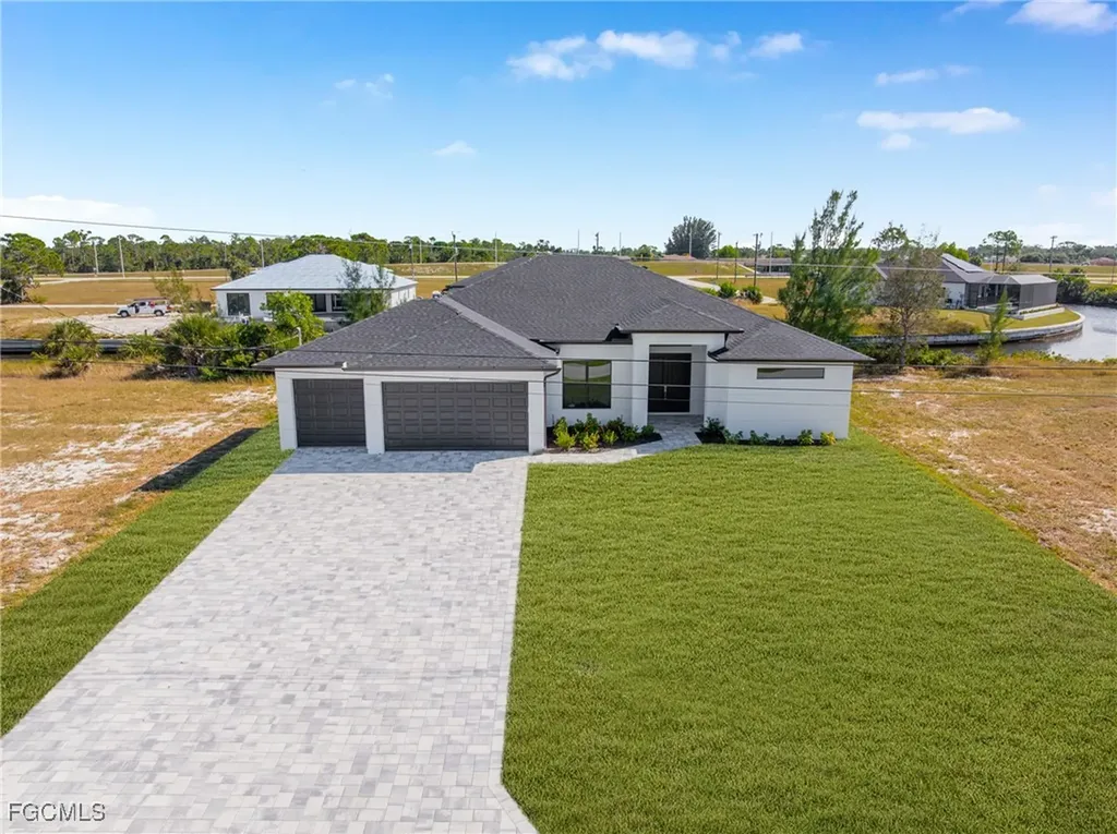 2005 NW 32nd Court Cape Coral FL 33993