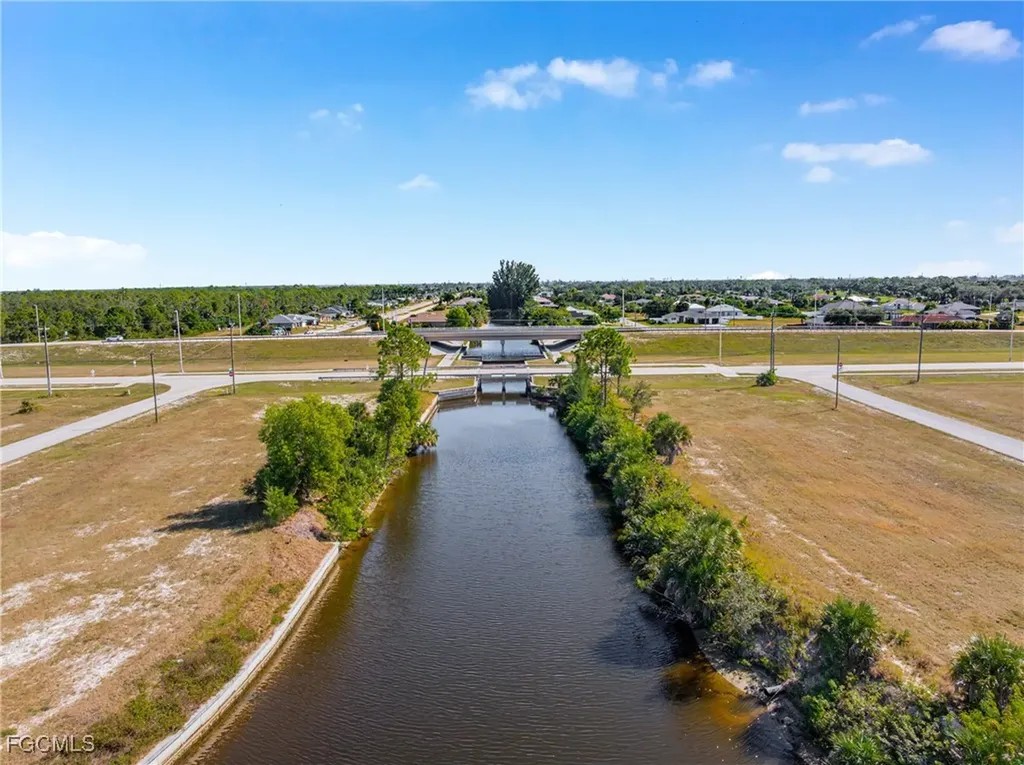 2005 NW 32nd Court Cape Coral FL 33993
