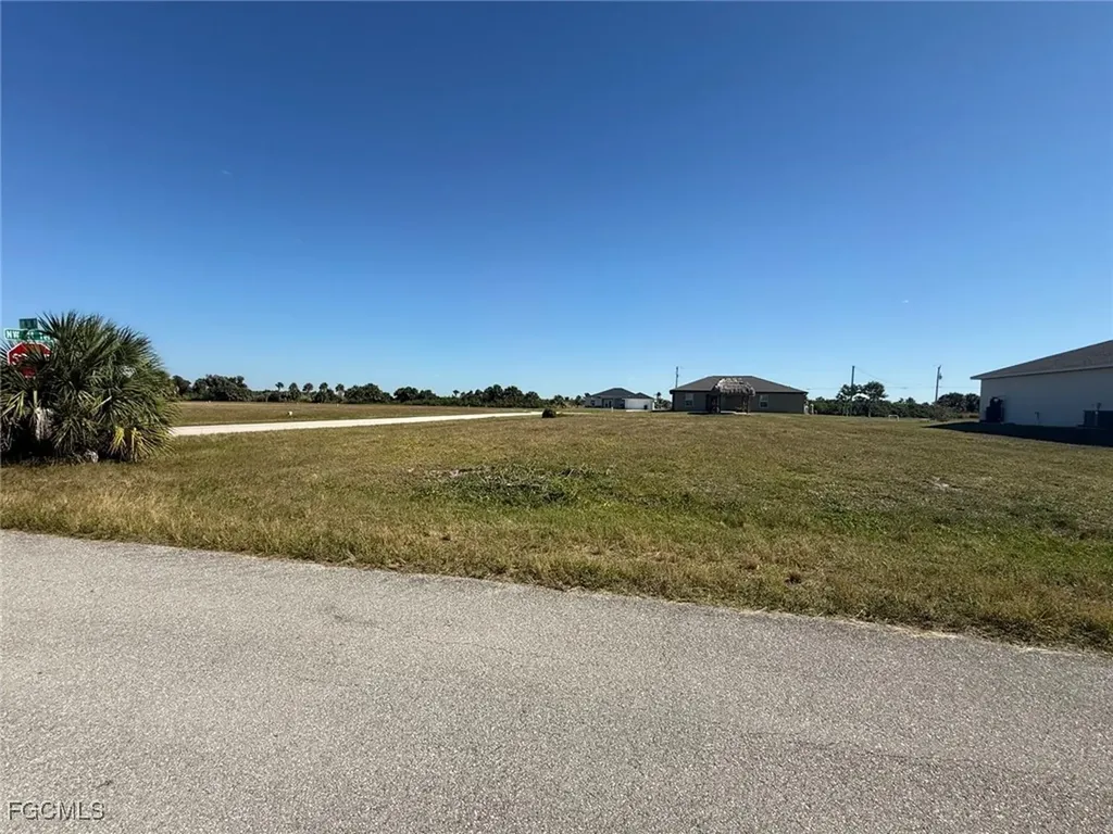 4053 NW 36th Place Cape Coral FL 33993