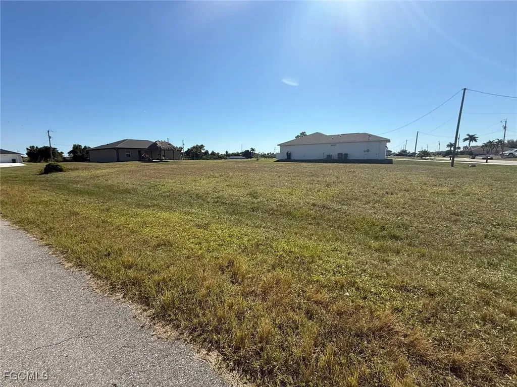 4053 NW 36th Place Cape Coral FL 33993