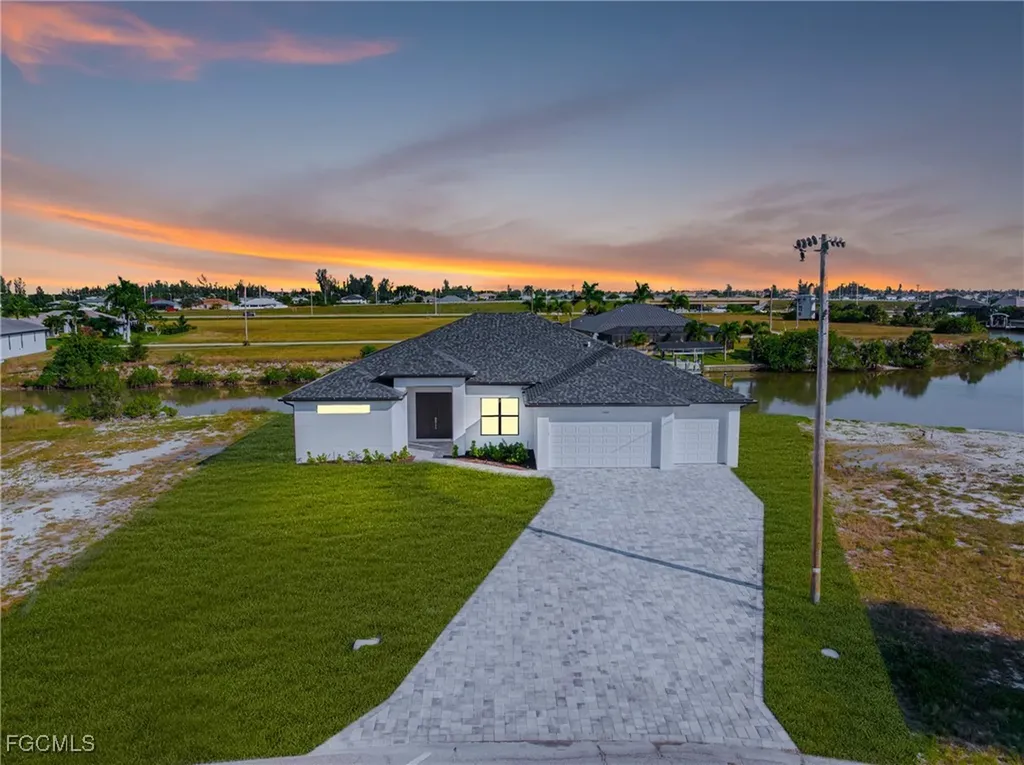 1003 NW 33rd Avenue Cape Coral FL 33993