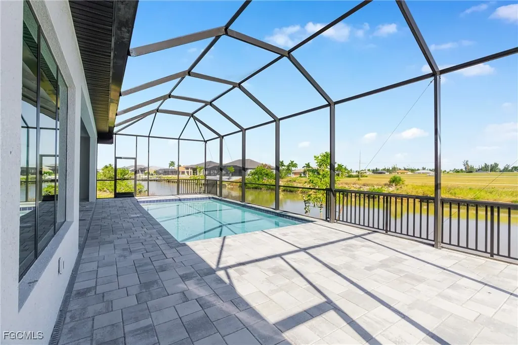 1003 NW 33rd Avenue Cape Coral FL 33993