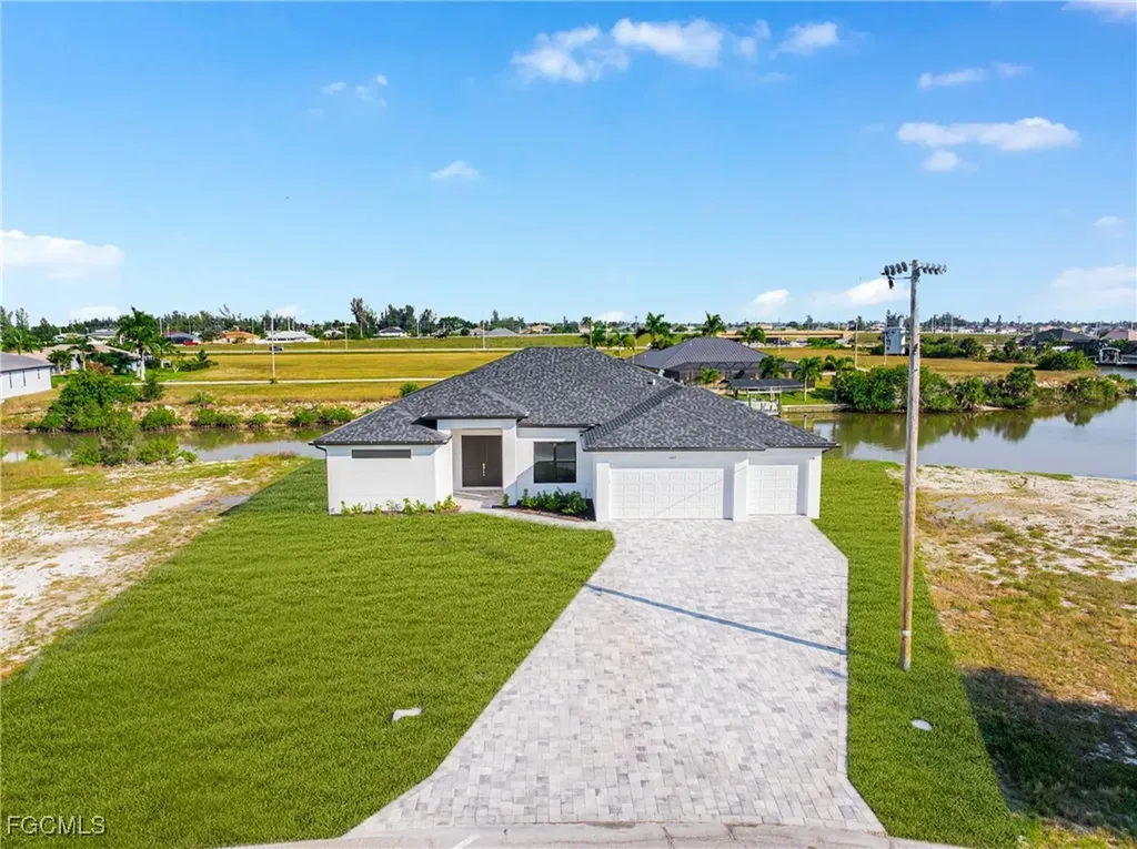 1003 NW 33rd Avenue Cape Coral FL 33993