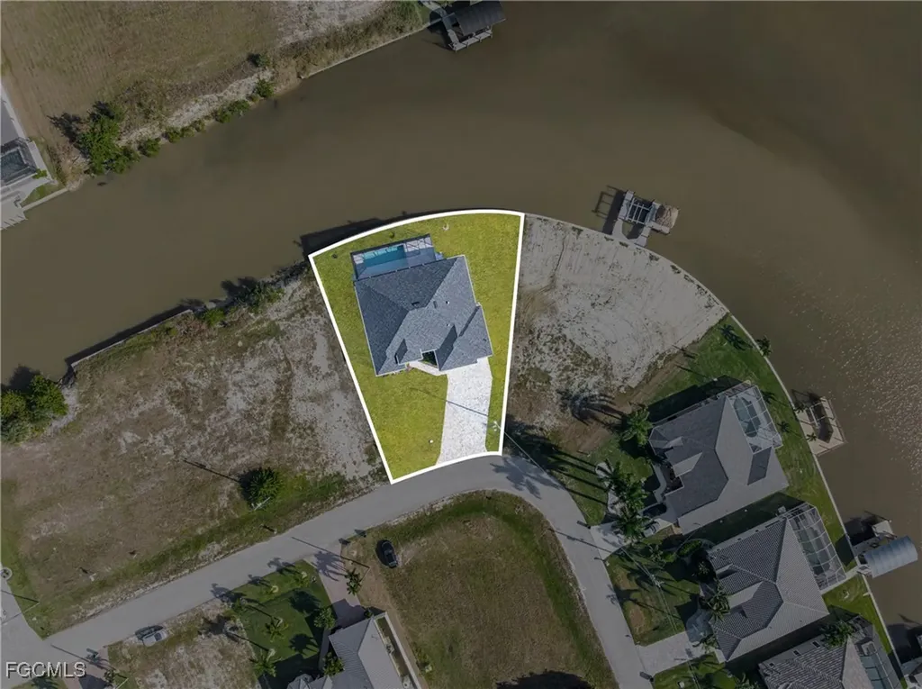 1003 NW 33rd Avenue Cape Coral FL 33993
