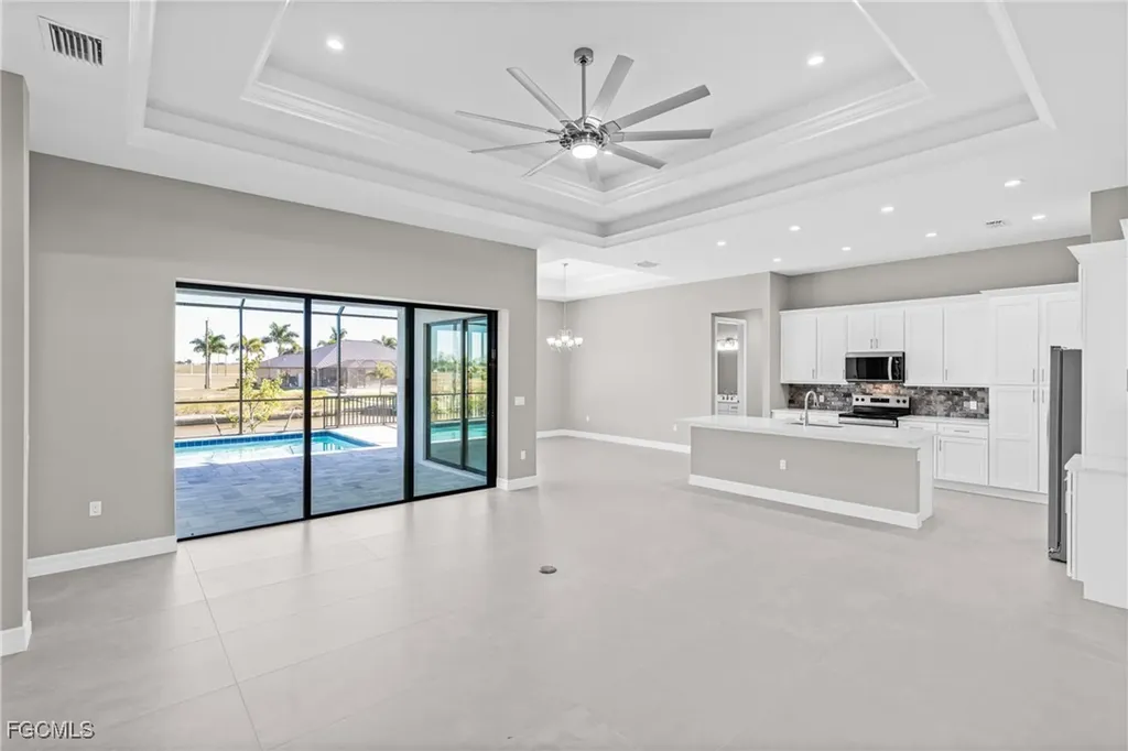 1003 NW 33rd Avenue Cape Coral FL 33993