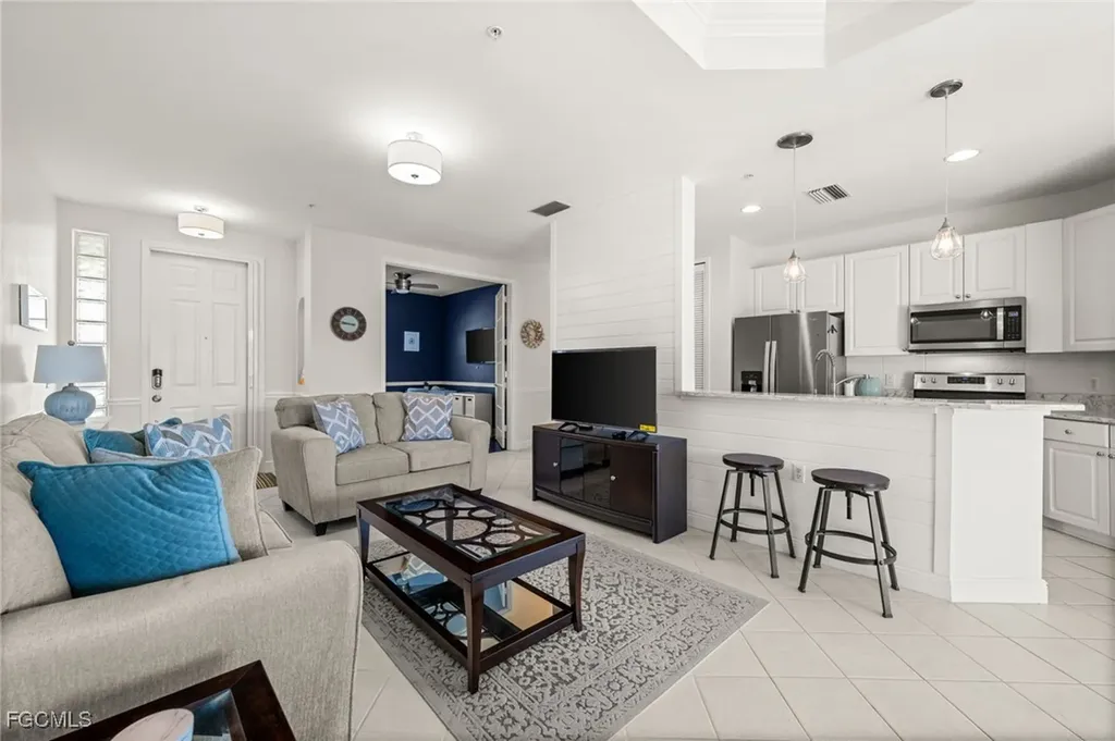 1340 Sweetwater Cove Naples FL 34110