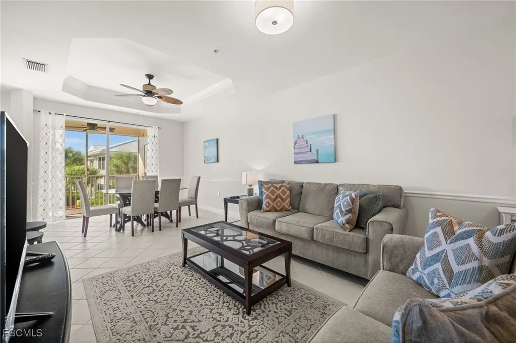 1340 Sweetwater Cove Naples FL 34110