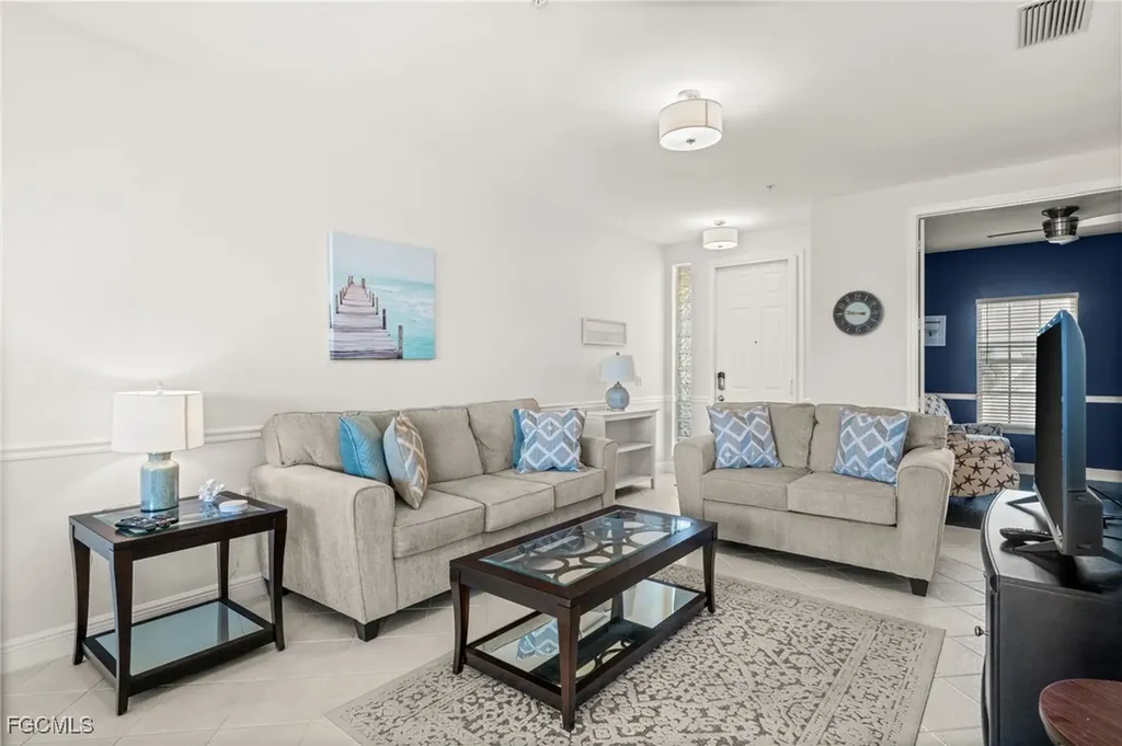 1340 Sweetwater Cove Naples FL 34110