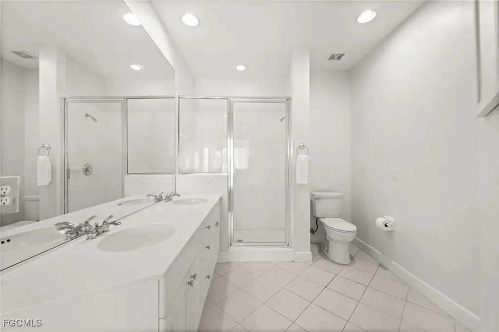 1340 Sweetwater Cove Naples FL 34110