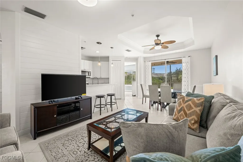 1340 Sweetwater Cove Naples FL 34110