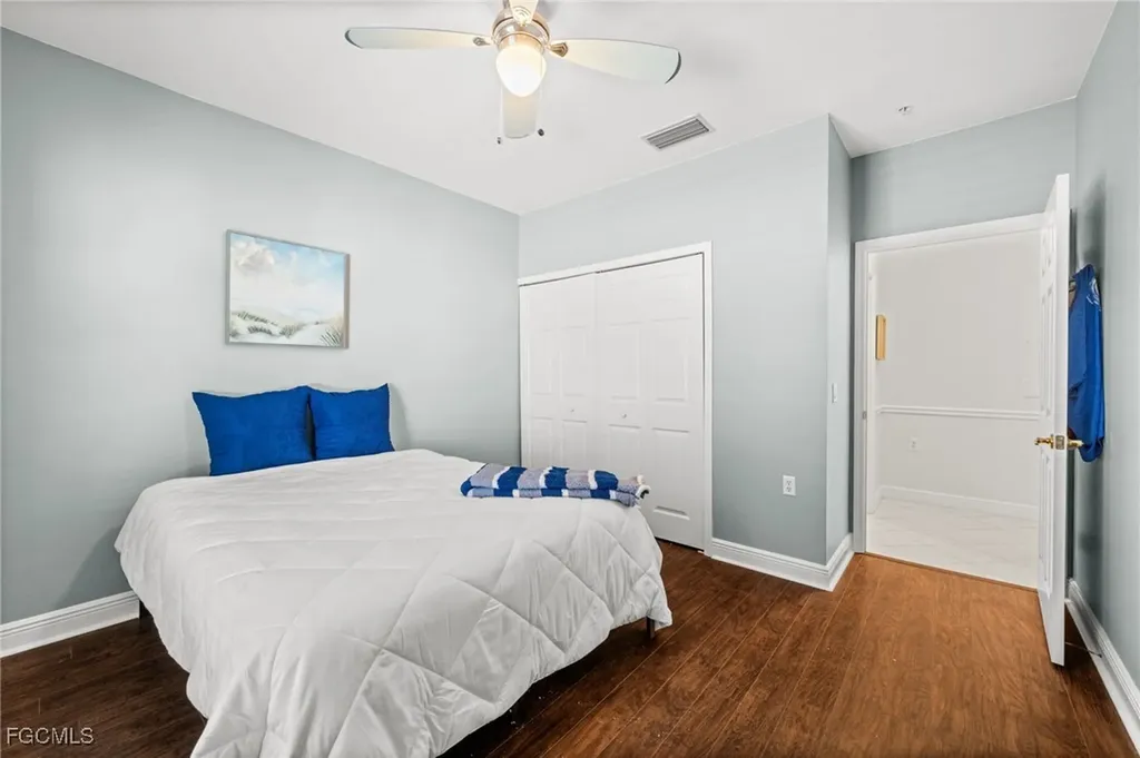 1340 Sweetwater Cove Naples FL 34110