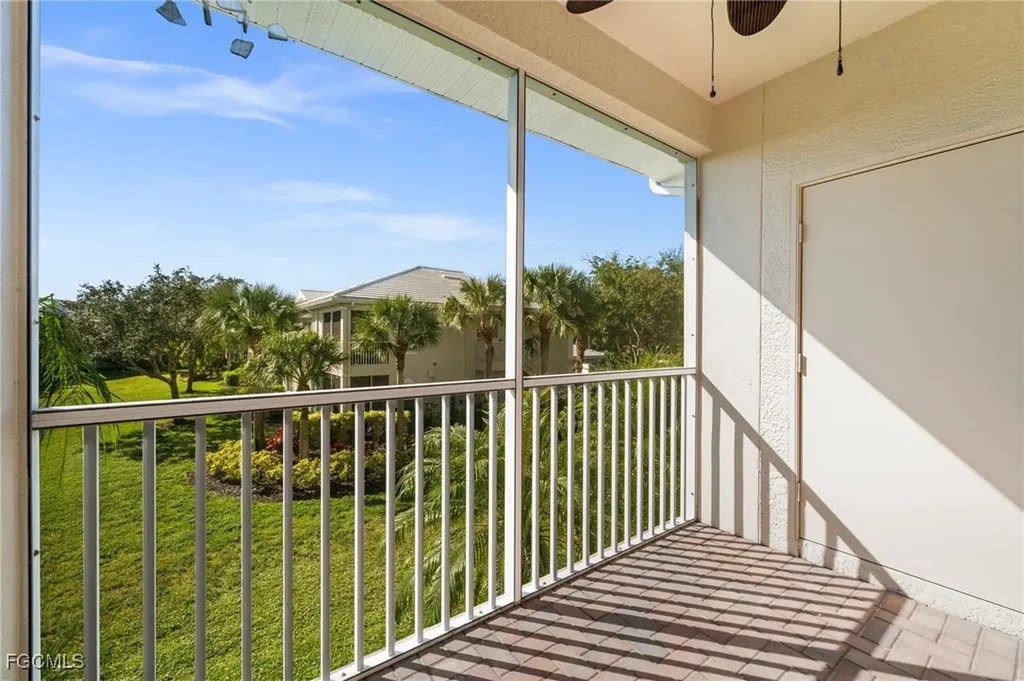 1340 Sweetwater Cove Naples FL 34110