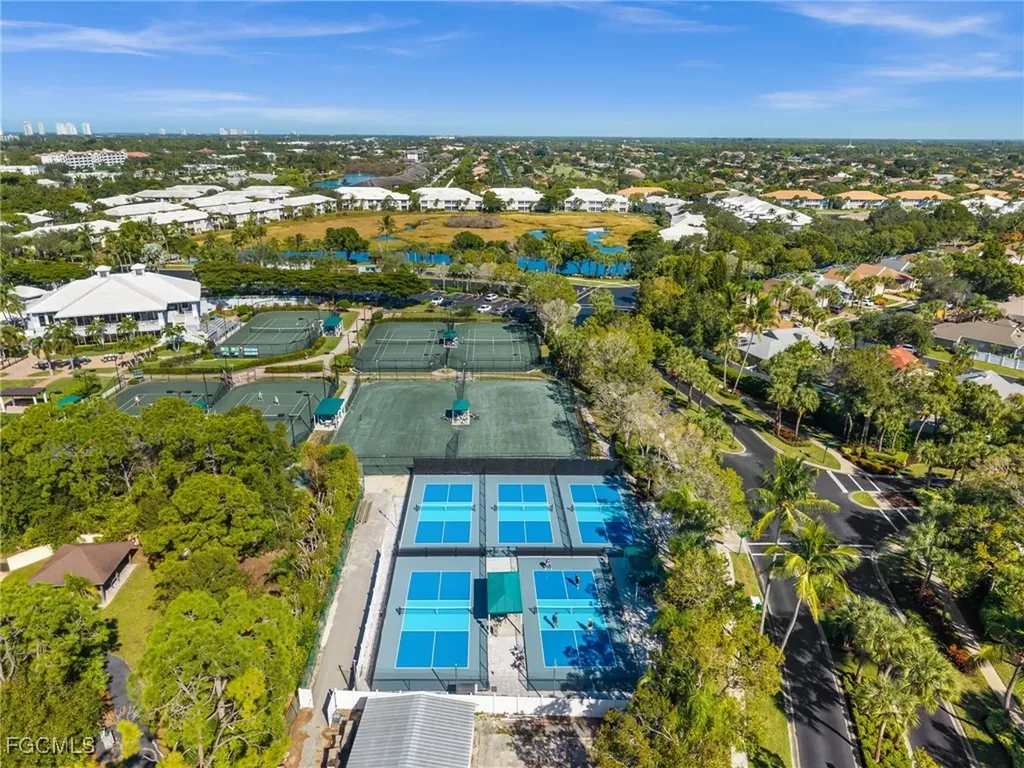 1340 Sweetwater Cove Naples FL 34110