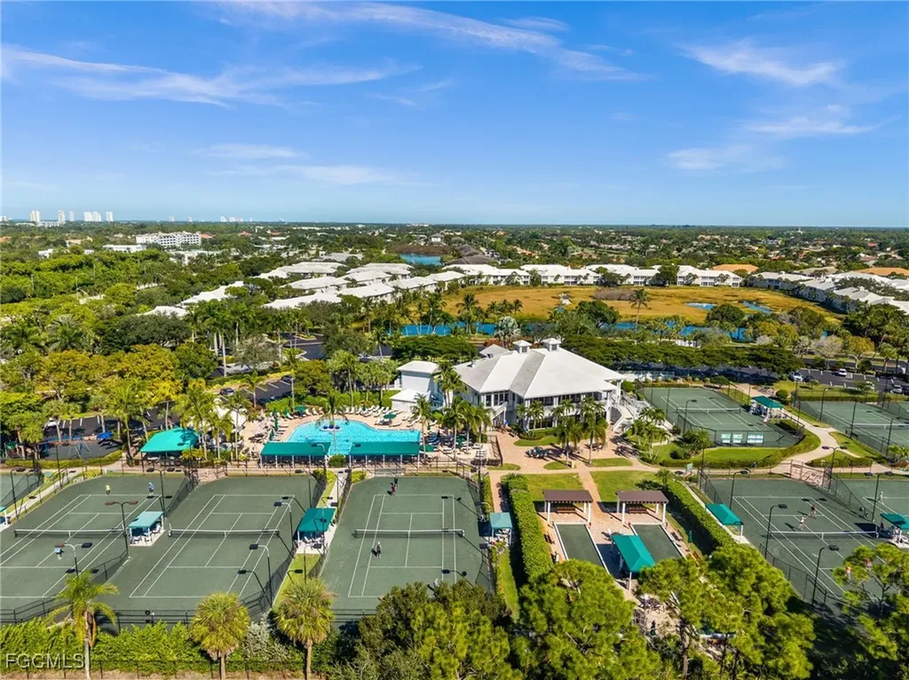 1340 Sweetwater Cove Naples FL 34110