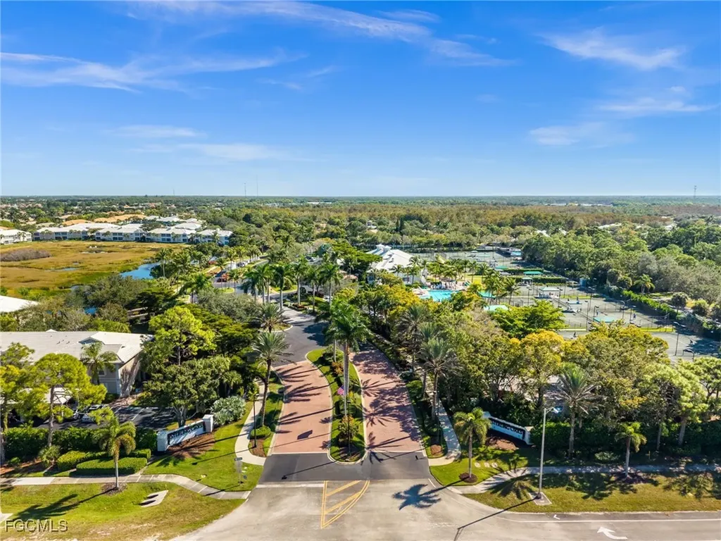 1340 Sweetwater Cove Naples FL 34110