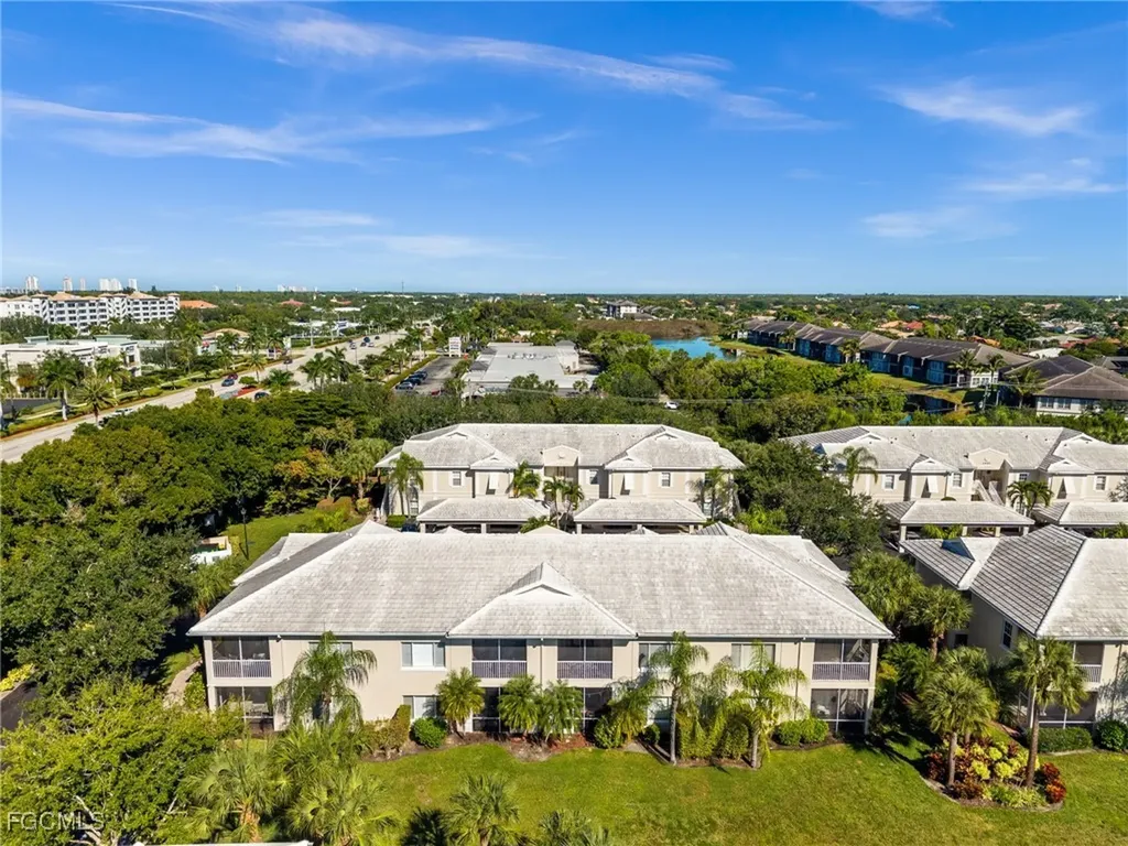 1340 Sweetwater Cove Naples FL 34110