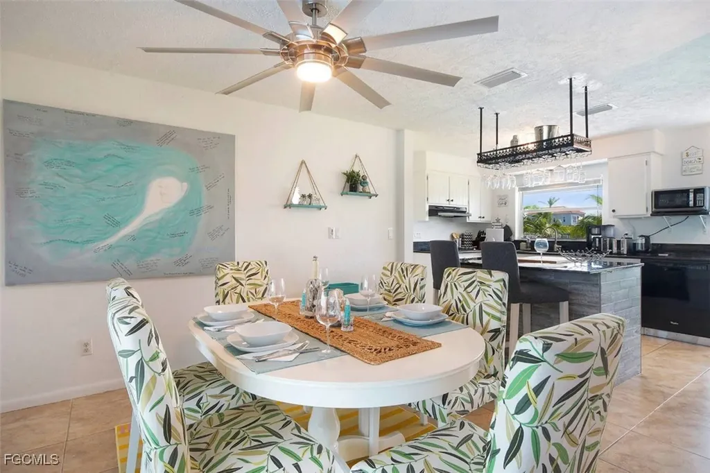 5818 SW 1st Court Cape Coral FL 33914