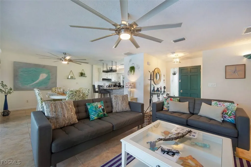 5818 SW 1st Court Cape Coral FL 33914