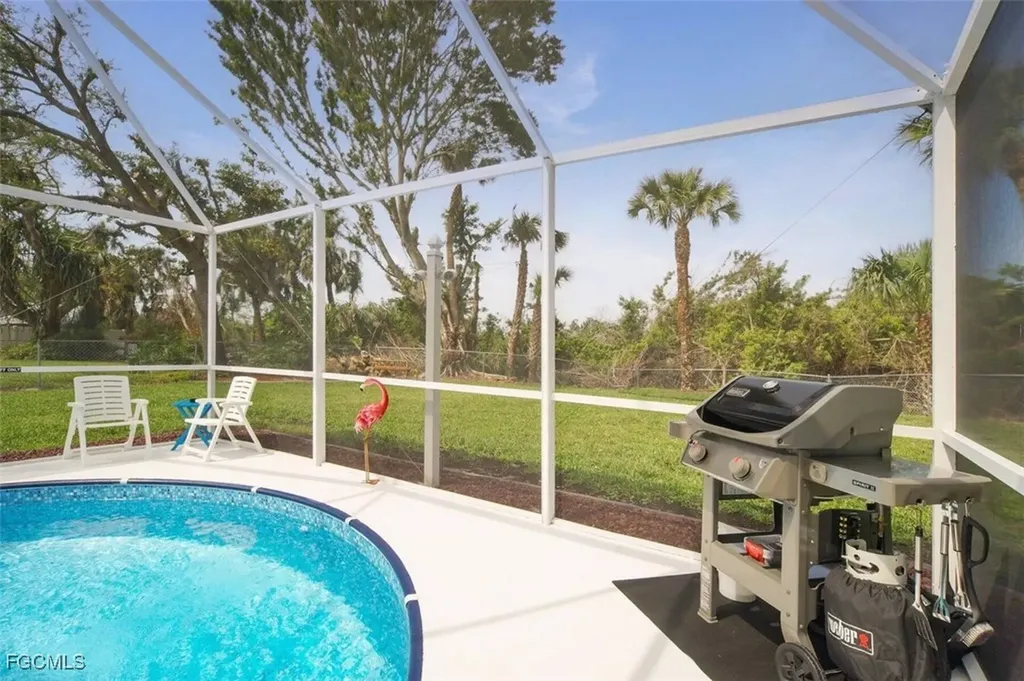 5818 SW 1st Court Cape Coral FL 33914